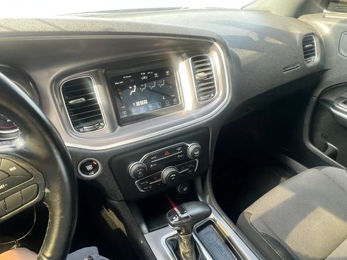 Used 2022 Dodge Charger SXT RWD image 22