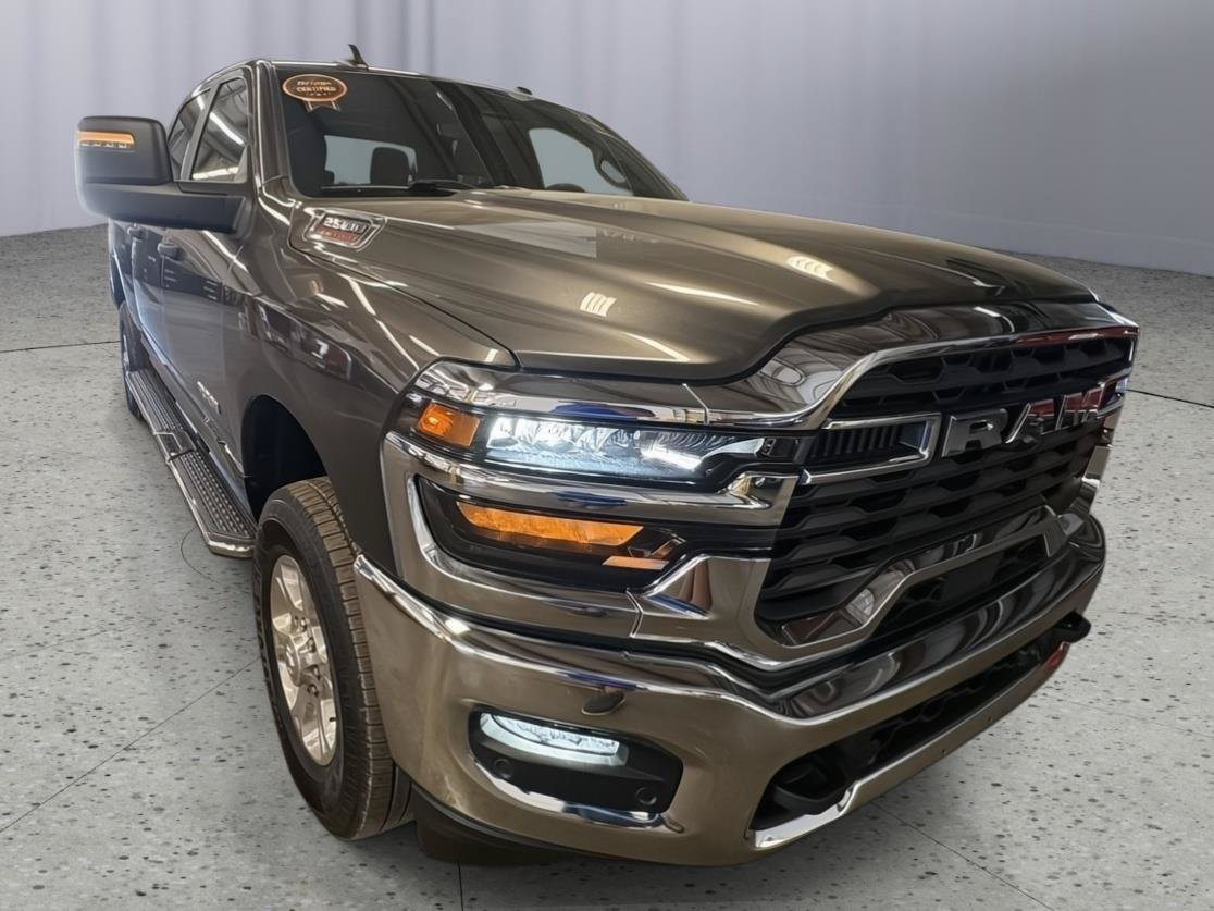 Used 2026 RAM 2500 Big Horn AWD/4WD image 8