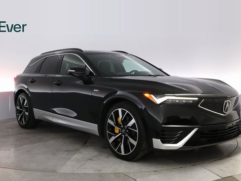 Used 2024 Acura ZDX Type S image 4