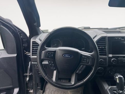 Used 2019 Ford F150 XLT w/ Equipment Group 302A Luxury AWD/4WD image 12