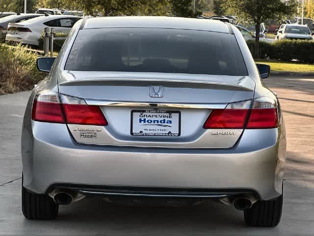 Used 2015 Honda Accord Sport image 6