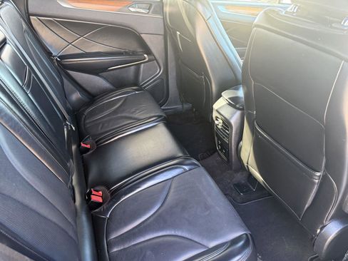 Used 2019 Lincoln MKC Reserve w/ MKC Technology Package image 30