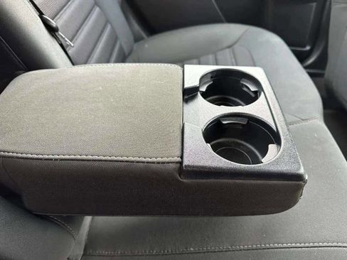 Used 2018 Ford Fusion SE image 15