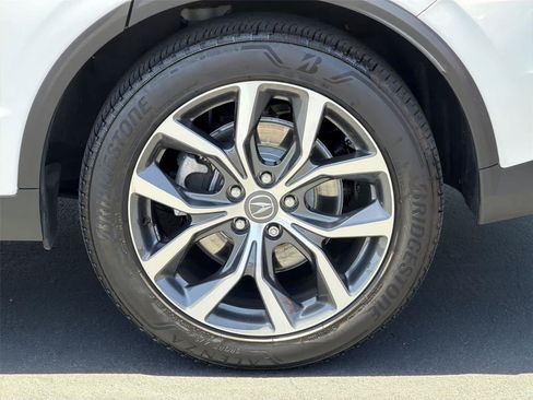 Used 2024 Acura MDX SH-AWD w/ Technology Package image 9