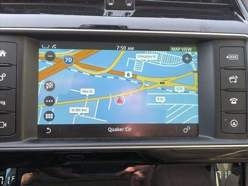 Used 2018 Jaguar F-PACE Prestige image 6