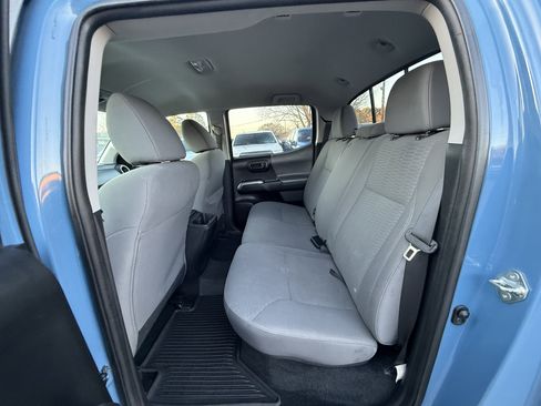 Used 2019 Toyota Tacoma SR5 image 15