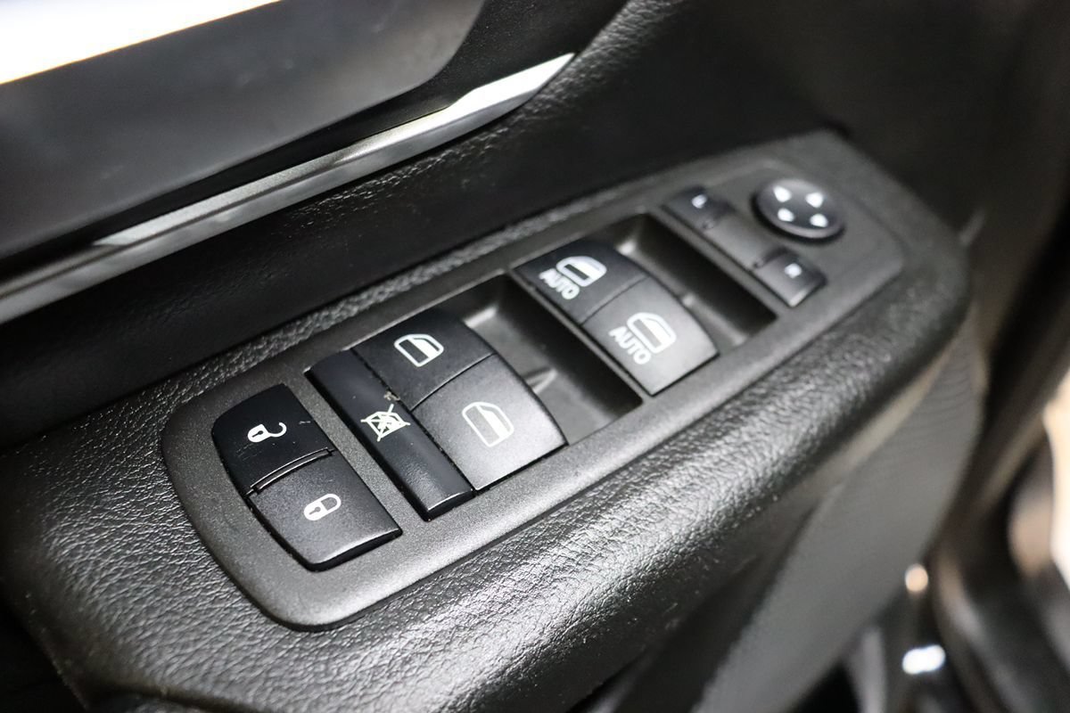 Used 2022 RAM 1500 Big Horn AWD/4WD image 37