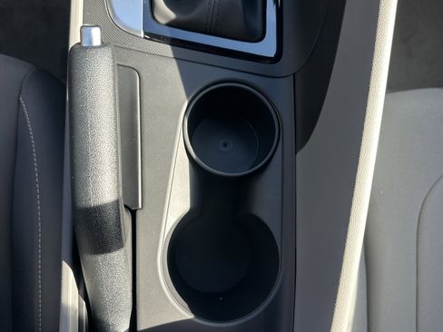 New 2026 Hyundai Elantra Sport FWD image 22