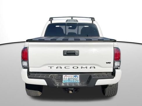 Certified 2020 Toyota Tacoma TRD Sport image 5