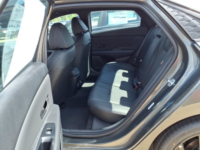New 2026 Hyundai Elantra SEL Sport FWD image 20