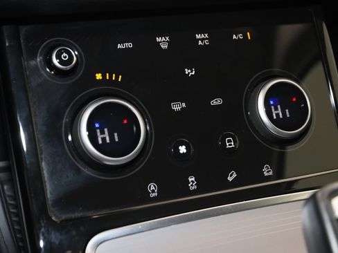 Used 2020 Land Rover Range Rover Evoque S image 25