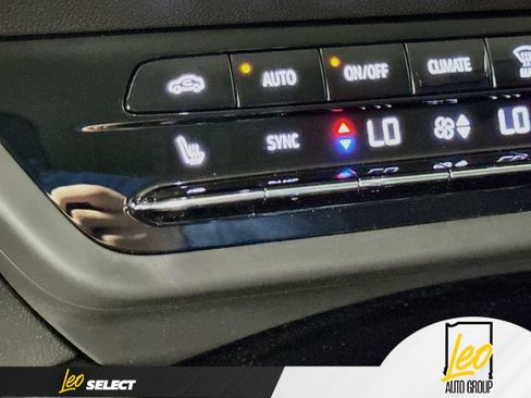 Used 2023 Buick Envision Preferred w/ Sport Touring Package AWD/4WD image 22