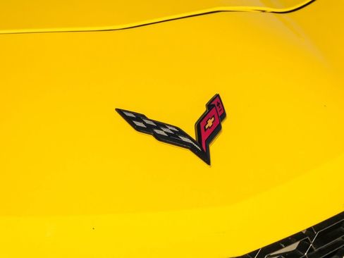 Used 2016 Chevrolet Corvette Z06 w/ 3LZ Preferred Equipment Group image 47