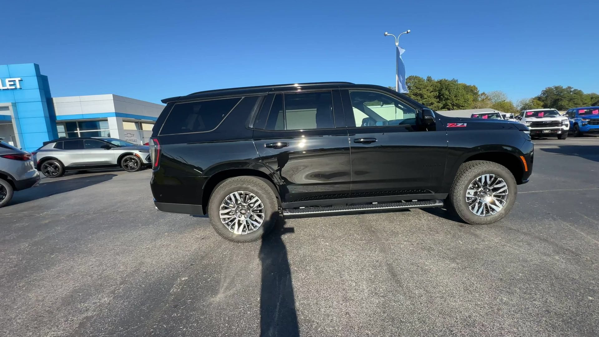 New 2026 Chevrolet Tahoe Z71 w/ Comfort Package AWD/4WD image 9