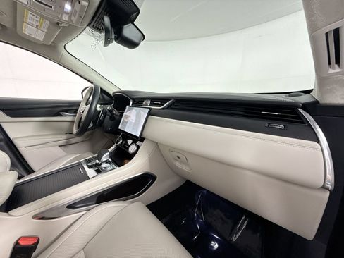 Used 2023 Jaguar F-PACE S AWD/4WD image 25