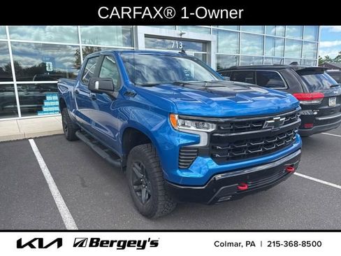 Used 2024 Chevrolet Silverado 1500 LT Trail Boss w/ LT Trail Boss Premium Package AWD/4WD image 3