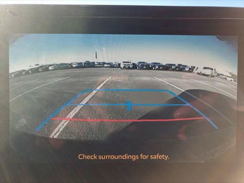 Certified 2024 Toyota Prius LE FWD image 21