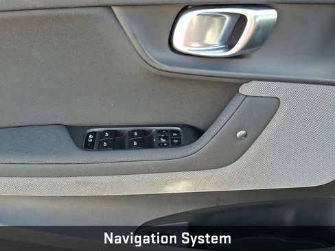 Used 2023 Polestar Polestar 2 w/ Pilot Pack image 14