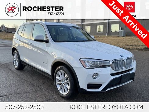 Used 2015 BMW X3 xDrive28i image 1