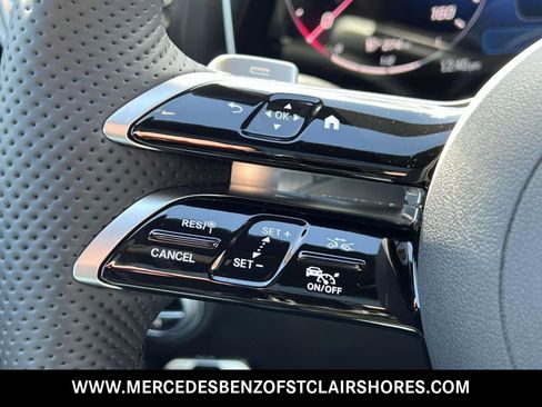 Used 2025 Mercedes-Benz C 300 4MATIC Sedan image 33