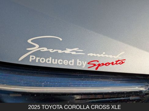 Used 2025 Toyota Corolla Cross XLE image 20