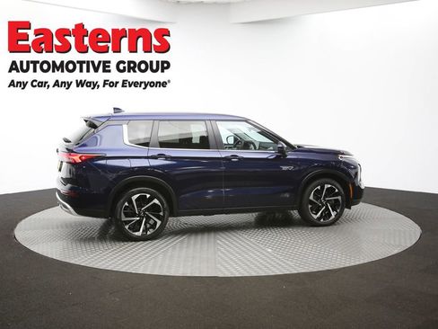 Used 2023 Mitsubishi Outlander SE image 41