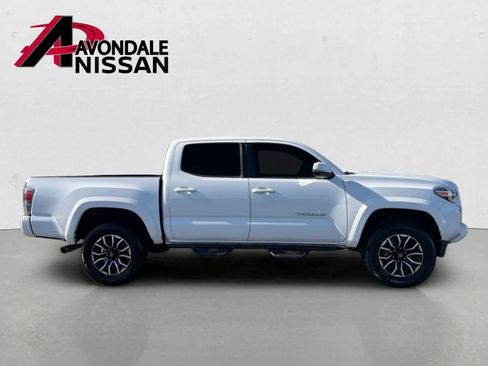 Used 2020 Toyota Tacoma TRD Sport w/ Technology Package RWD image 7