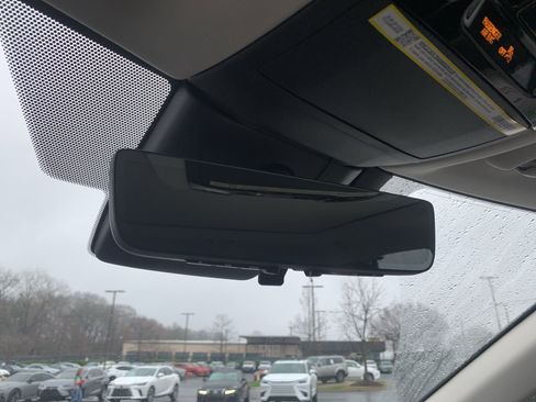 Used 2026 Lexus RX 450h AWD w/ Convenience Package image 27