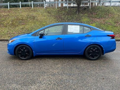 Used 2020 Nissan Versa S image 20