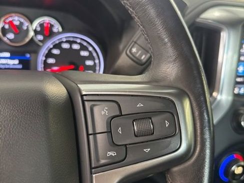 Used 2019 Chevrolet Silverado 1500 LT Trail Boss AWD/4WD image 4
