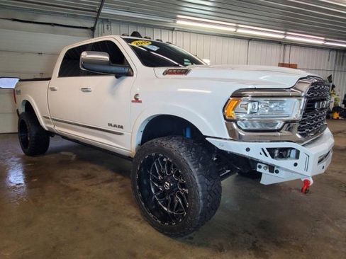 Used 2019 RAM 2500 Limited AWD/4WD image 2