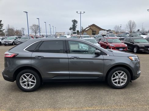 Used 2024 Ford Edge SEL w/ Convenience Package AWD/4WD image 5