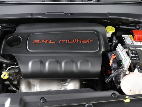 Used 2022 Jeep Compass Latitude AWD/4WD image 20
