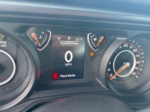 New 2026 Jeep Gladiator Sport AWD/4WD image 17