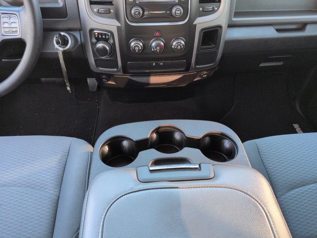 Used 2017 RAM 1500 Express RWD image 19