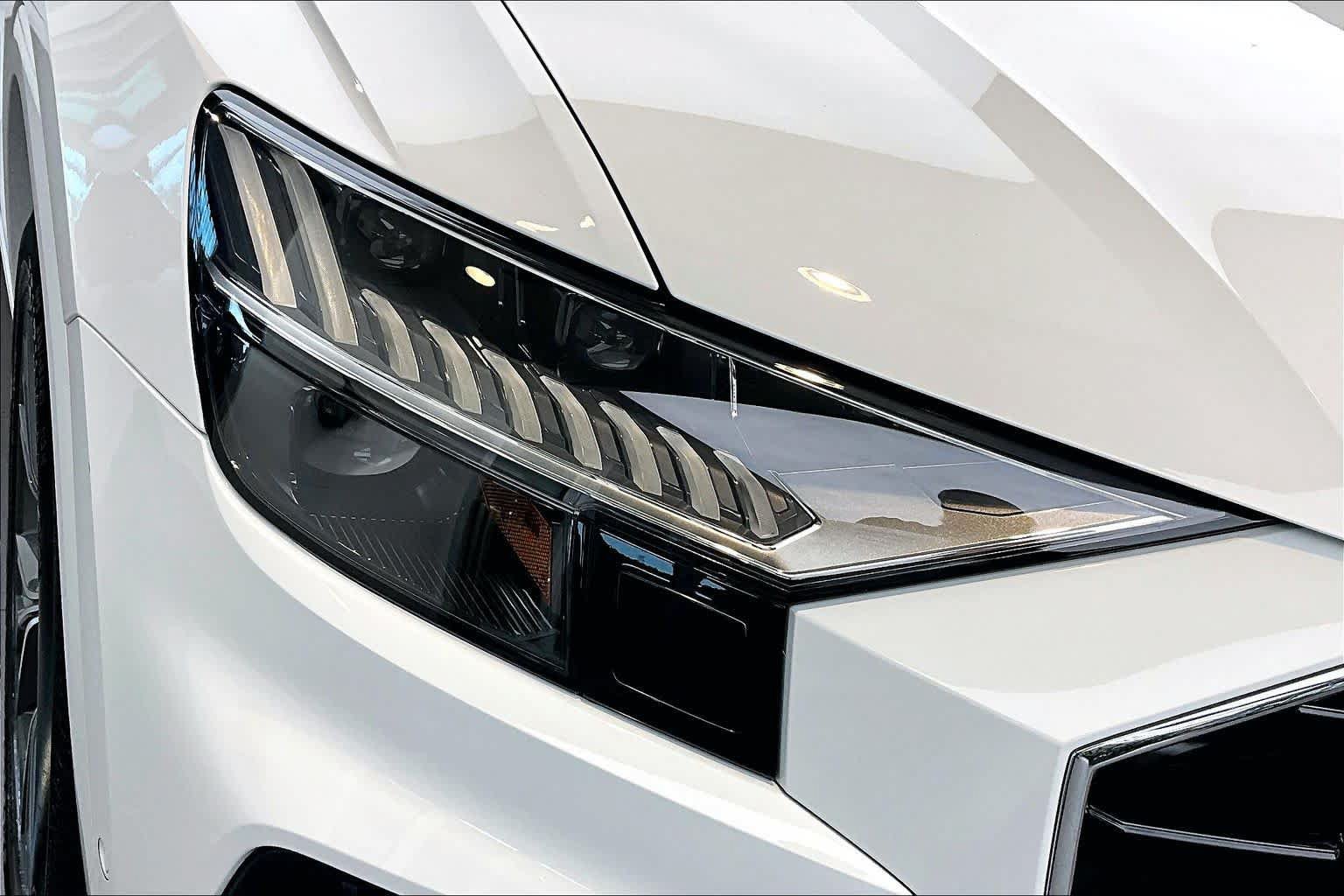 Used 2023 Audi Q8 Premium Plus AWD/4WD image 26