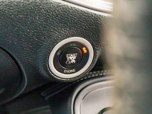 Used 2023 Dodge Challenger SXT image 24