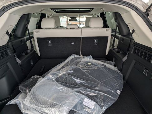 New 2026 MAZDA CX-90 Plug-In Hybrid w/ Premium Plus image 16