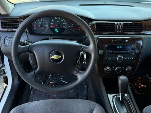 Used 2016 Chevrolet Impala Limited LS FWD image 18