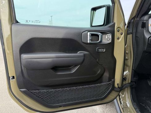 New 2026 Jeep Gladiator Willys image 20