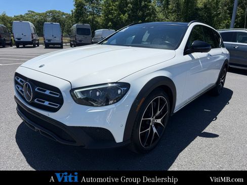 Certified 2022 Mercedes-Benz E 450 4MATIC All-Terrain Wagon image 4
