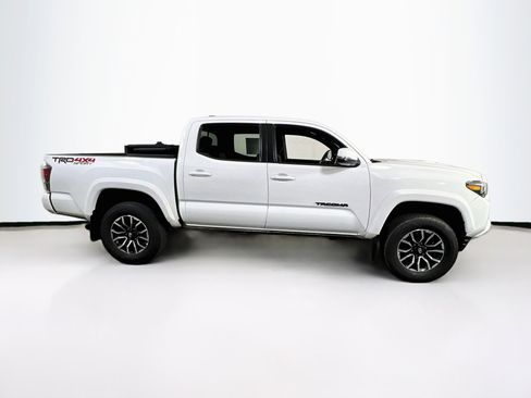 Used 2023 Toyota Tacoma TRD Sport AWD/4WD image 4