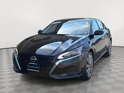 Used 2023 Nissan Altima 2.5 SL AWD/4WD image 7