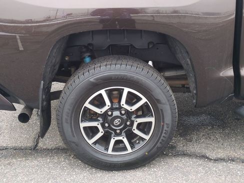 Used 2020 Toyota Tundra Limited w/ Limited Premium Package image 26