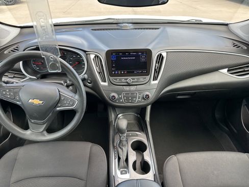 Used 2023 Chevrolet Malibu LT image 27