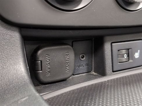 Used 2013 MAZDA MX-5 Miata Grand Touring w/ Premium Pkg image 31