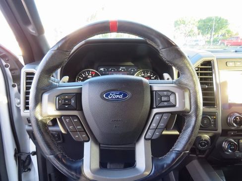 Used 2017 Ford F150 Raptor w/ Equipment Group 802A Luxury image 40