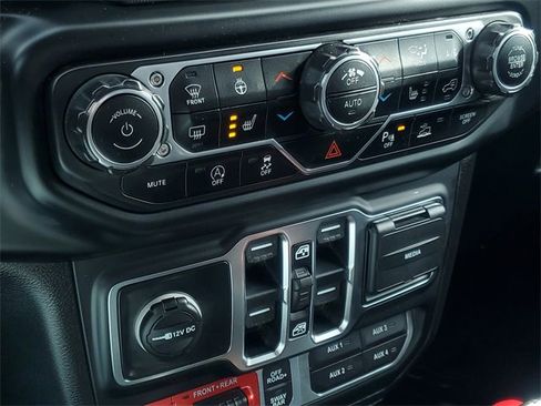 Used 2020 Jeep Gladiator Rubicon image 26