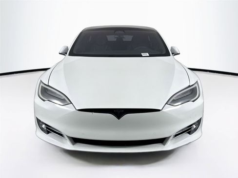 Used 2019 Tesla Model S Performance AWD/4WD image 9
