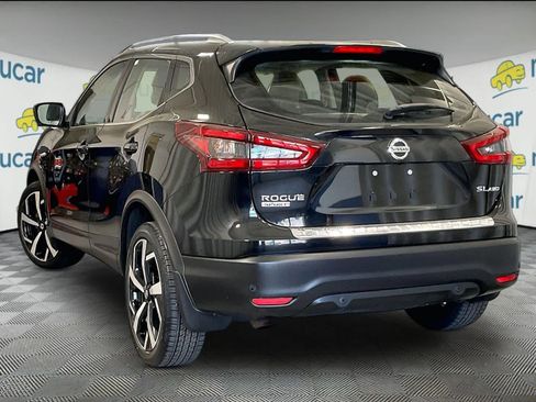 Certified 2022 Nissan Rogue Sport SL w/ Premium Package AWD/4WD image 4